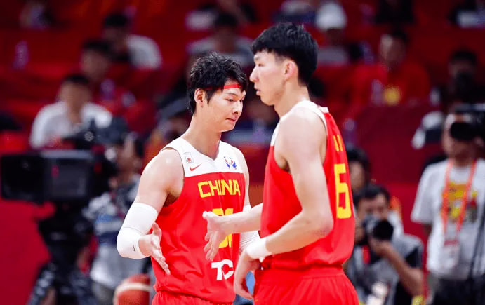 NBA选秀连续8年没有中国球员选中，上次被选中是周琦+王哲林