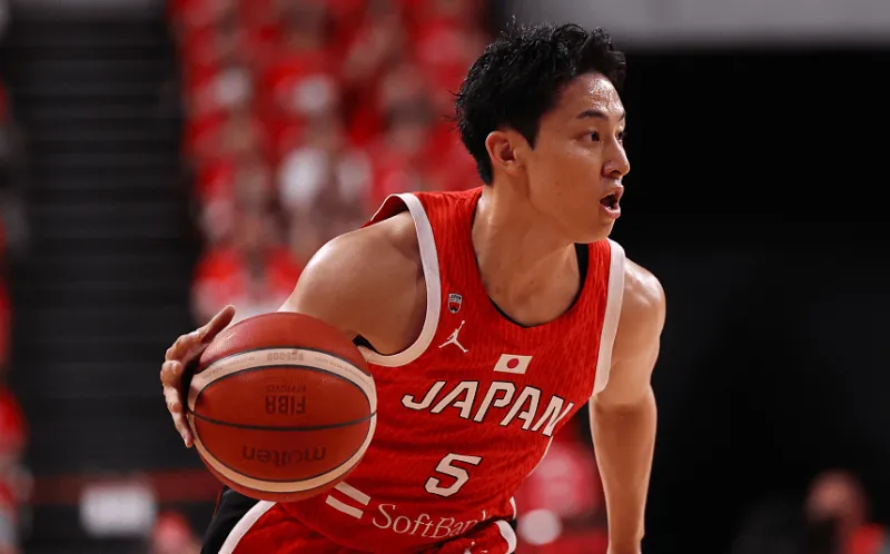 励志！河村佑树身高仅1.72米 现NBA合同较短